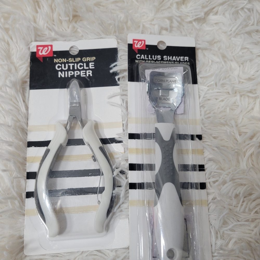 Walgreens cuticle nipper and callus shaver. New never opened.